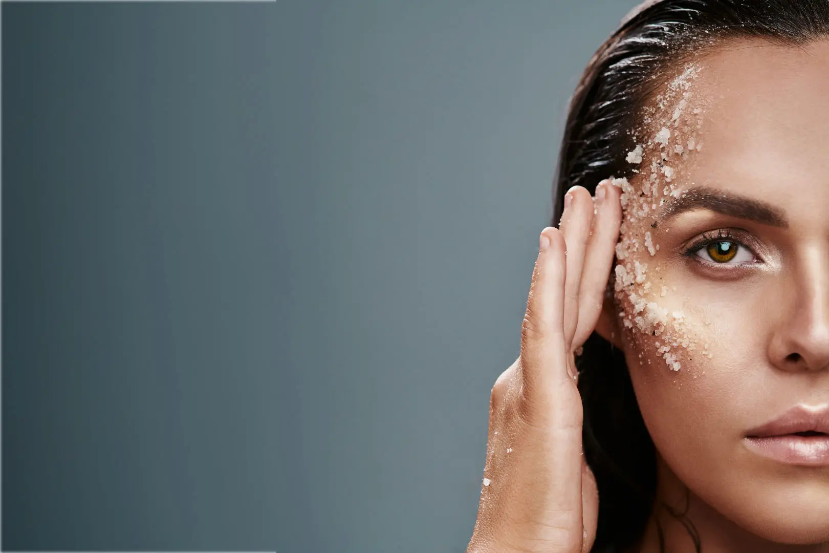 Astuces pour une peau éclatante: Comment intégrer un Exfoliant Eltraderm à votre routine de soins